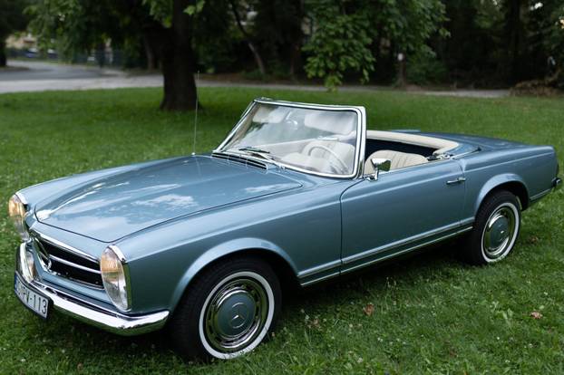 FOTO Automobil iz 1968. privlači pažnju po Zagrebu! Prodaje se za 235.000 €. Daju ga i za stan