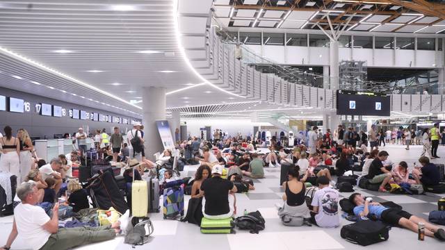 Split: Zbog kvara informatičkog sustava otkazani su svi letovi