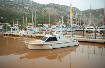 Jako nevrijeme u Dubrovniku zamutilo vodu: Prokuhavajte je