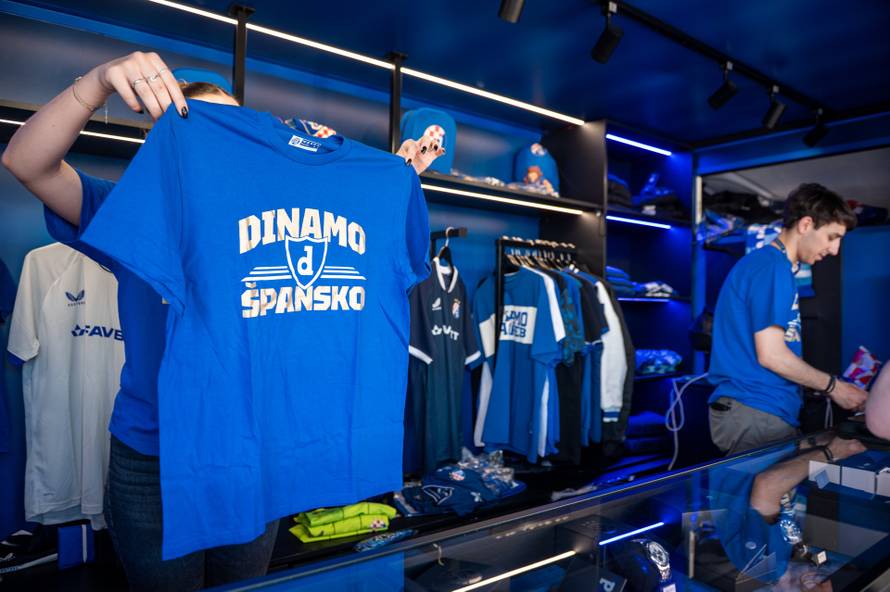 Zagreb, Špansko: Dinamovo na zapadu