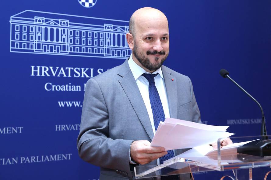 Zagreb: Maras o radu uz neisplatu plaÄa u drÅ¾avnoj firmi