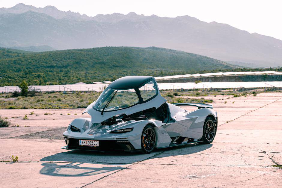 KTM X-Bow GT-XR: Fascinantni austrijski superautomobil stigao u Hrvatsku. Košta 400.000 €