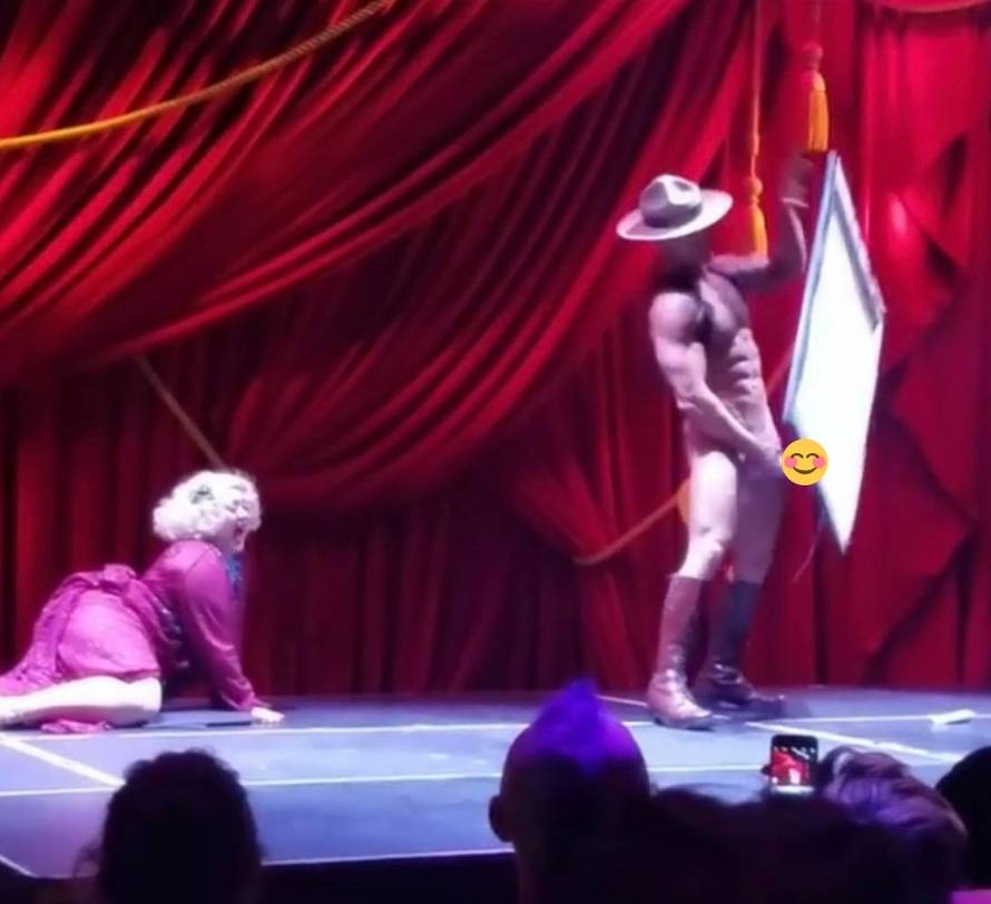 Pogledajte sve točke na kojima penisoslikar pokazuje 'tehniku'