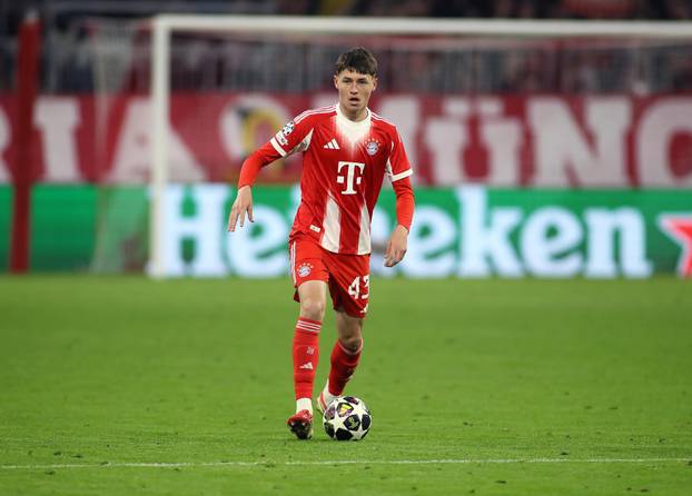 Fussball, Herren, Champions League, Saison 2025/2026, FC FC Bayern Munich - Atalanta Bergamo, Achtelfinale R&uuml;ckspiel, Allianz Arena