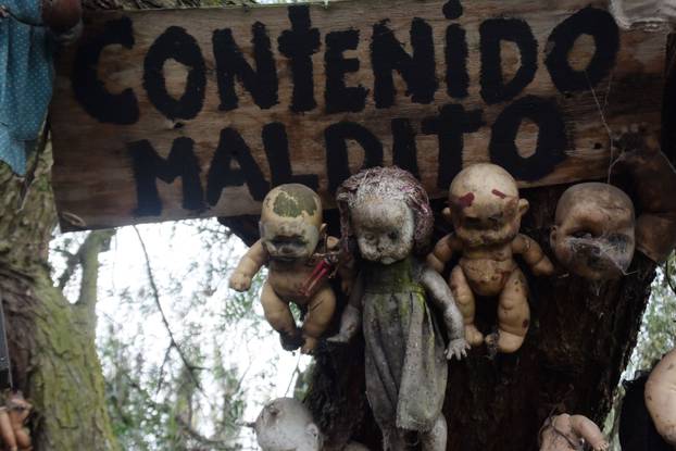 Mexico: The Terrifying Island of the Dolls