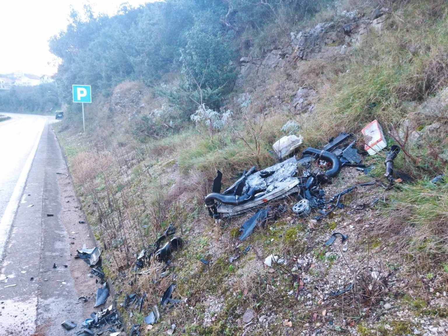 FOTO Stravični prizori iz Crne Gore: Troje mladih poginulo u sudaru, dvoje teško ozlijeđeno