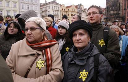 Povjerenik za antisemitizam je upozorio židove: Ne nosite kipe