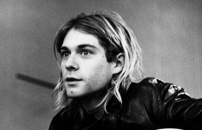 Već 30 godina bez legende: Kurt Cobain borio se s ovisnošću, a  s Courtney se vjenčao u pidžami