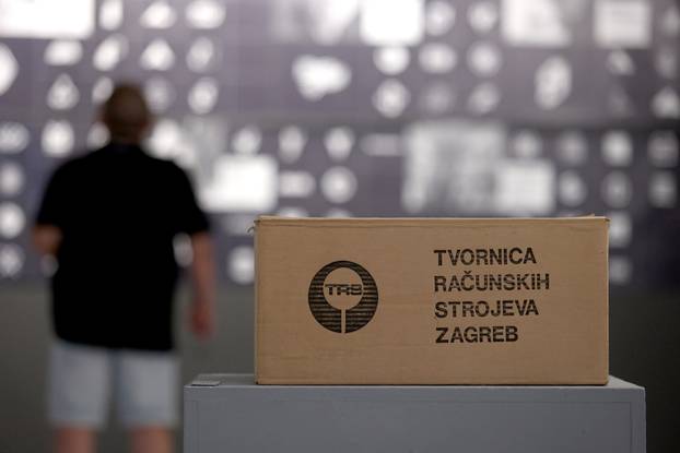 Rijeka: Izložba "Yugo.Logo" u galeriji Kortil