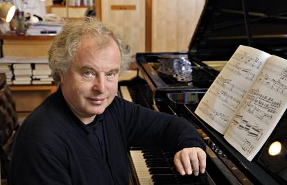 Glazbeni program Dubrovačkih ljetnih igara otvarit će pijanist Andras Schiff u Kneževom dvoru