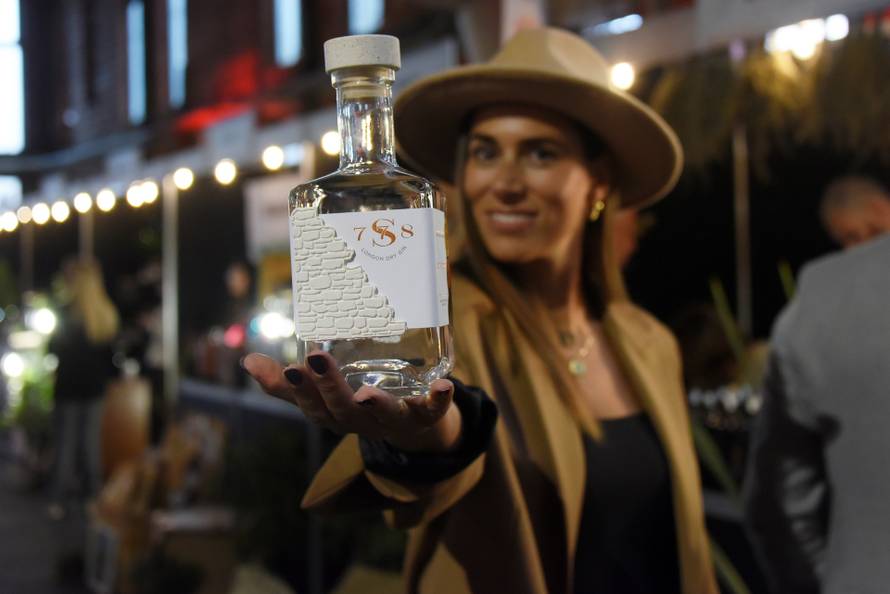 Ginistra u Rovinju: Najbolji je gin s bračkim mirodijama!