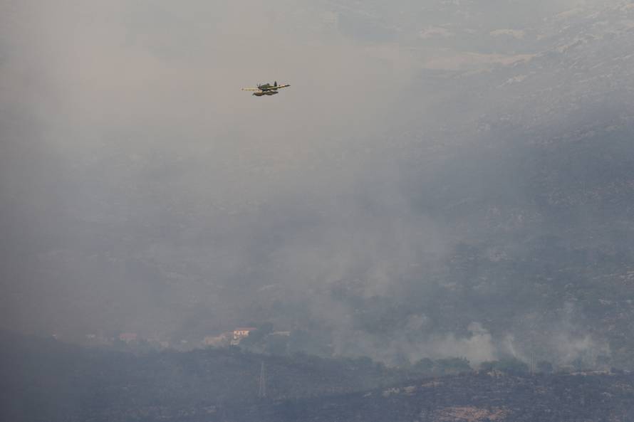 'Obranili smo kuće. Situacija je puno bolja, vjetar je oslabio...'