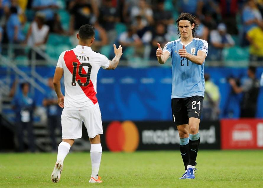 Suárez tragičar Urugvaja: Peru senzacionalni polufinalist Cope