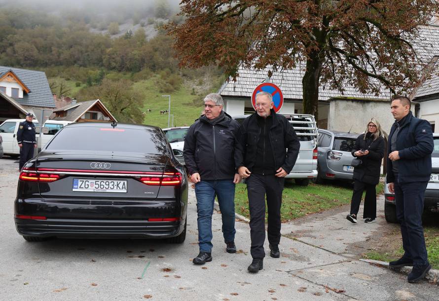 Slovenija: Davor Božinović i slovenski ministar Boštjan Poklukar susreli se u Starim Fužinama zbog zatrpavanja troje Hrvata u lavini