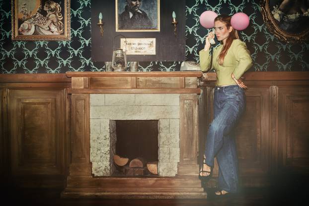 FOTO Ovo još niste vidjeli! Evo kako su naši slavni pozirali