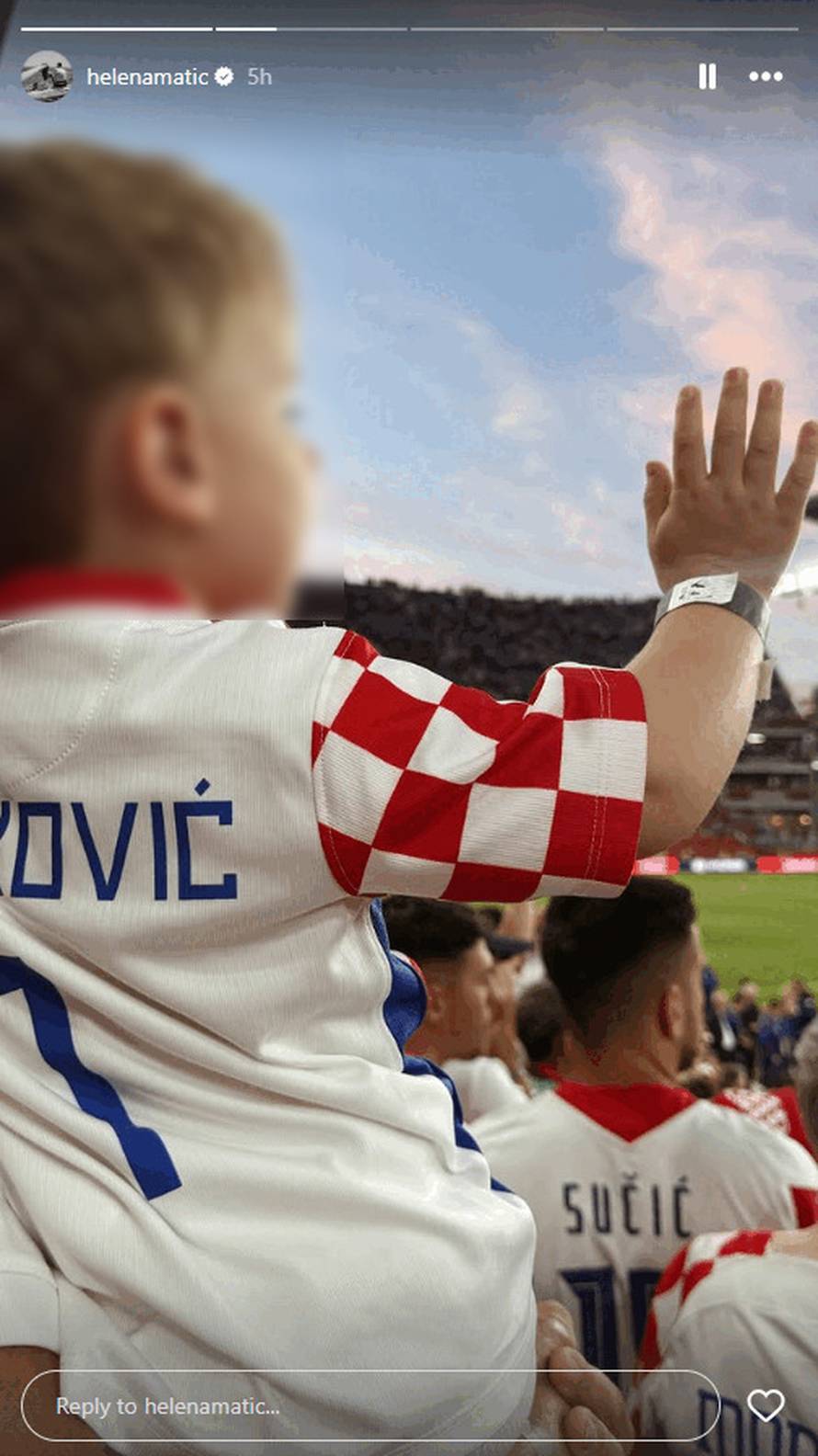 Helena Livaković s djecom u Torontu bodrila supruga Dominika, evo kako su navijali