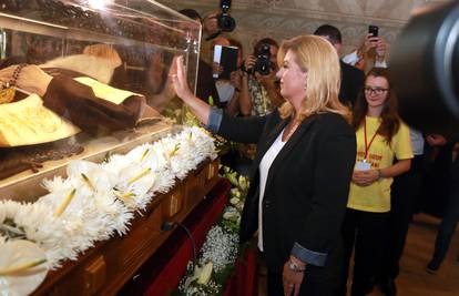 Grabar Kitarović je u Splitu obišla sarkofag sv. Leopolda