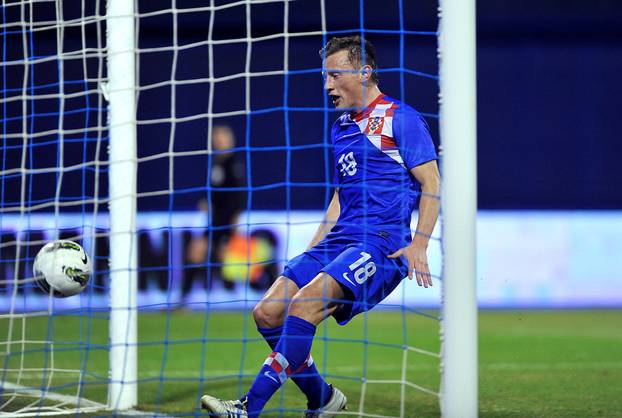 Davor: 14.9.1979. ro?en Ivica Oli? 