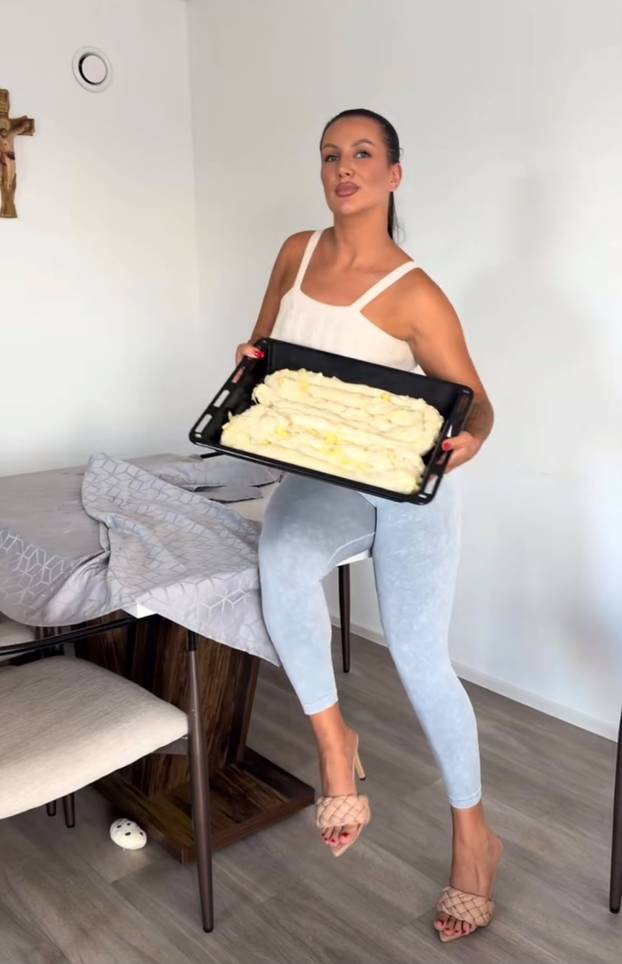 FOTO Fatalna mama Vanesa radi burek i usisava stan u štiklama
