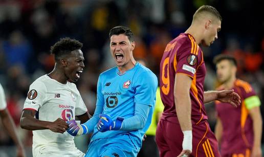 VIDEO Neviđene scene u Rimu: Domaći triput pucali penal, sva tri puta im golman obranio!