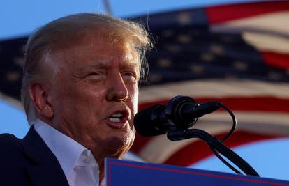 Trump osudio 'fijasko' istražnog odbora o napadu na Kapitol