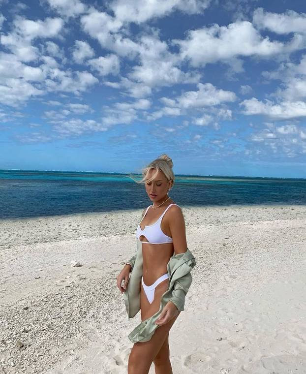 FOTO Zaludile internet! Majka i kći izgledaju identično, svi su uvjereni da su blizanke...