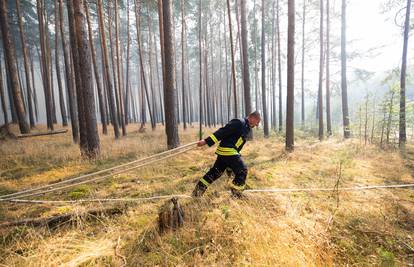 Požar u Portugalu: Na terenu više od 400 vatrogasaca