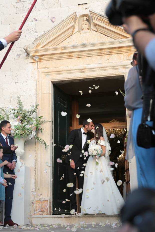 ARHIVA - 2018. Cavtat: Marin Čilić sa suprugom Kristinom izlazi iz crkve nakon vjenčanja