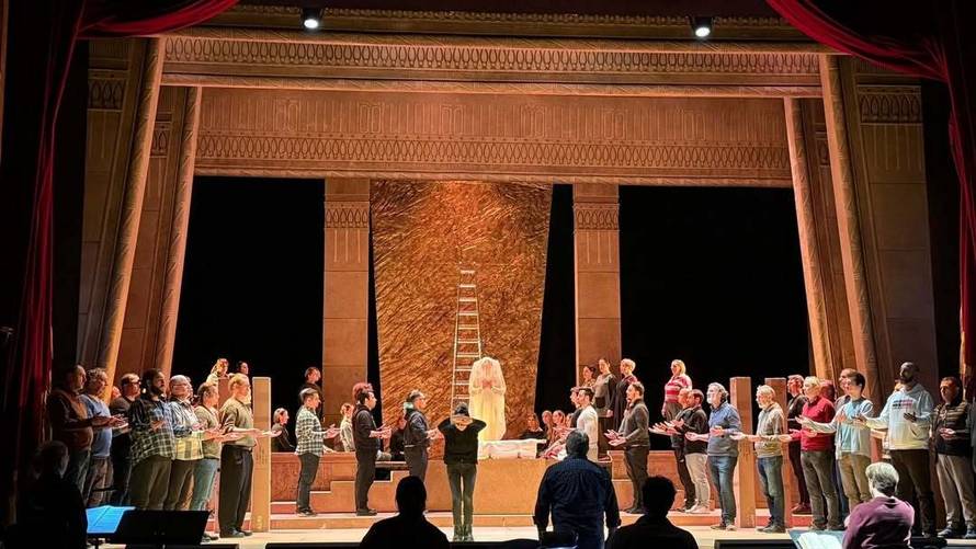 Održana je velika premijera Aide uz ovacije publike točno 130 godina nakon prve izvedbe