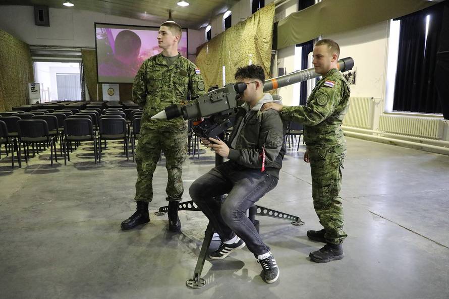 MORH: Postoji ogroman interes za vojne studije u Hrvatskoj