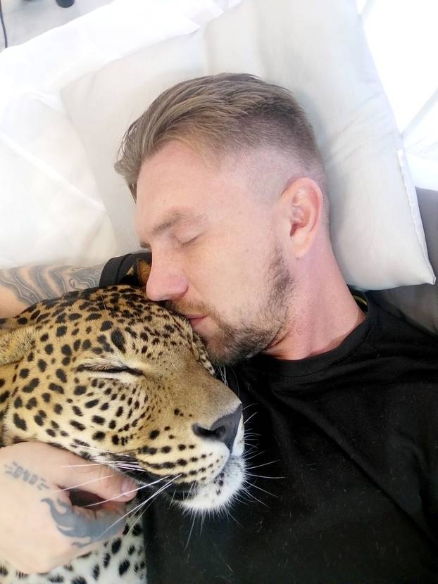 LEOPARD AS A PET