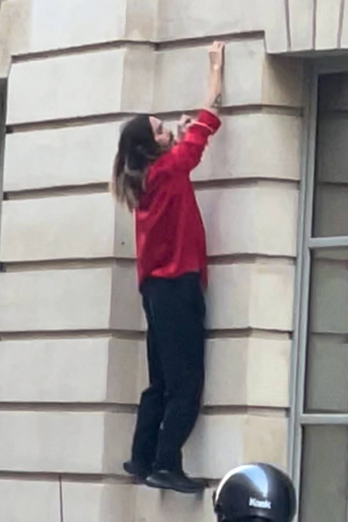 *EXCLUSIVE* Jared Leto spotted climbing a building in Paris