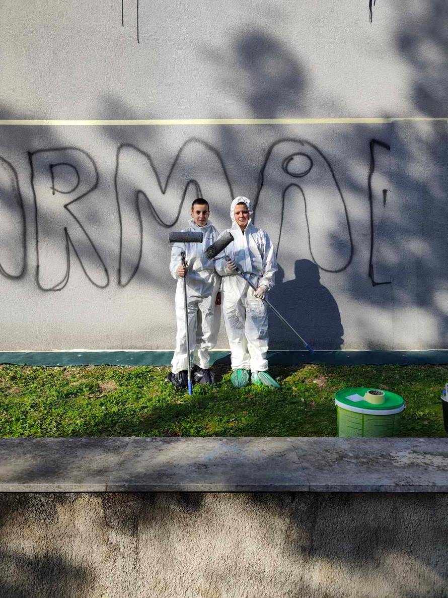 Sedmaši s Krka na ponos škole i roditelja! Sami prebojali ružne natpise: 'Volimo činiti dobro...'