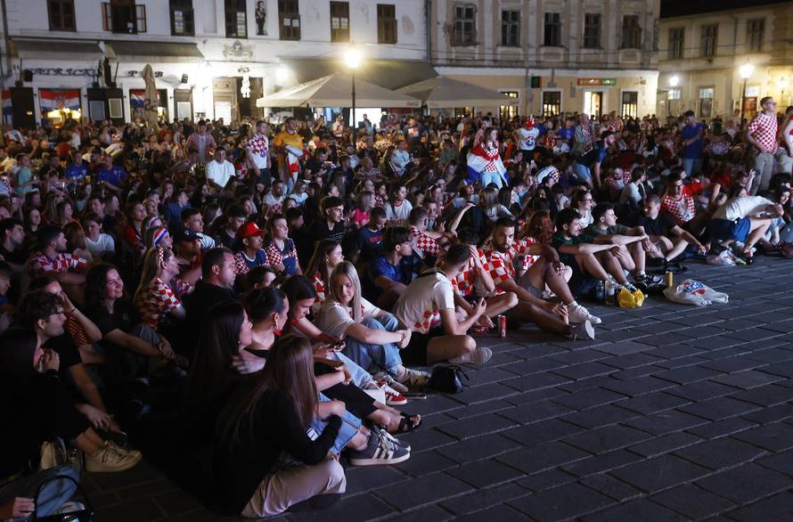Osijek: Zajedničko gledanje utakmice Engleska  - Hrvatska 