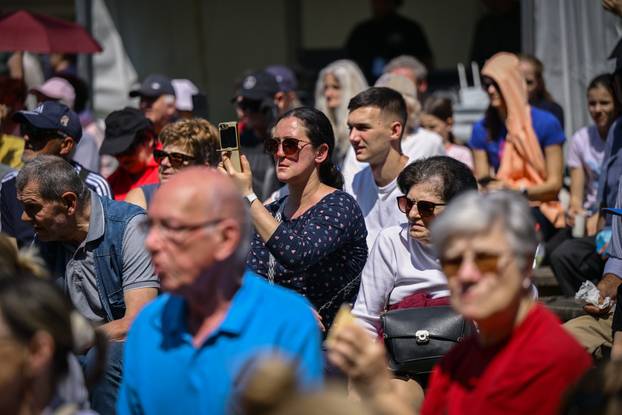 Zagreb: Atmosfera na koncertu na proslavi Međunarodnog praznika rada na Maksimiru