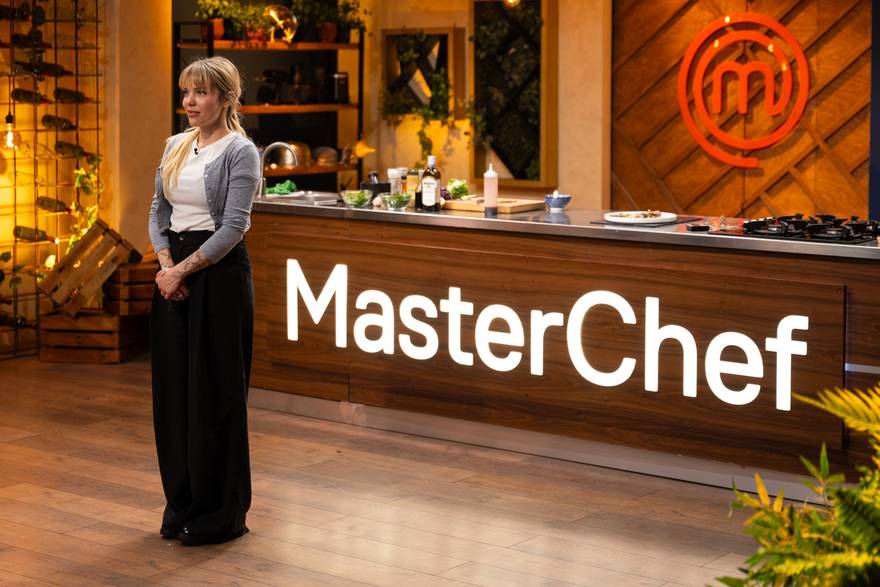 Tko je Du&scaron;ka iz MasterChefa? TikTokericu prati vi&scaron;e od 400 tisu&cacute;a ljudi, bavi se fotografijom