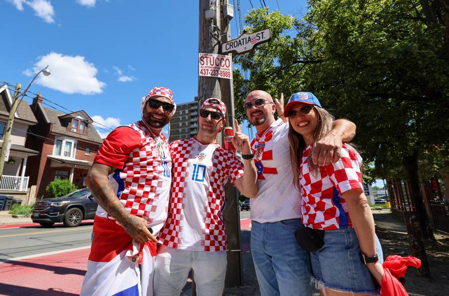 SP 2026 Toronto: Hrvatski navijači pomolili se za dobar rezultat ispred crkve Our Lady Queen u Croatia ulici