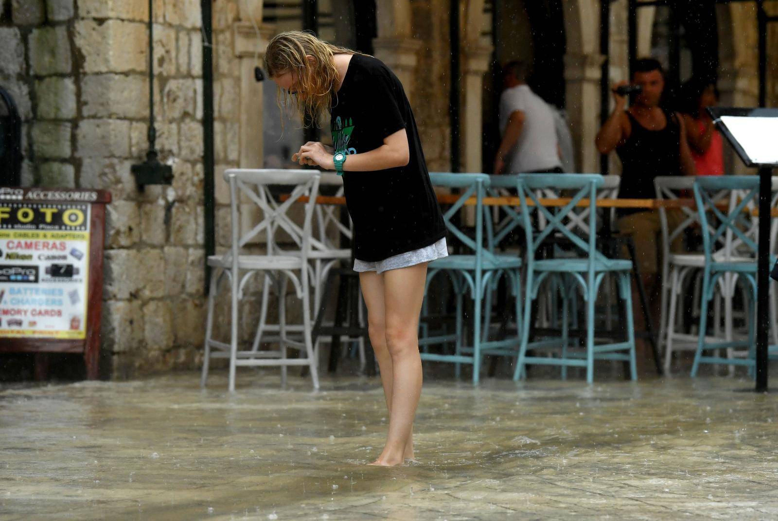 Dubrovnik: Obilna kiÅ¡a poplavila Stradun