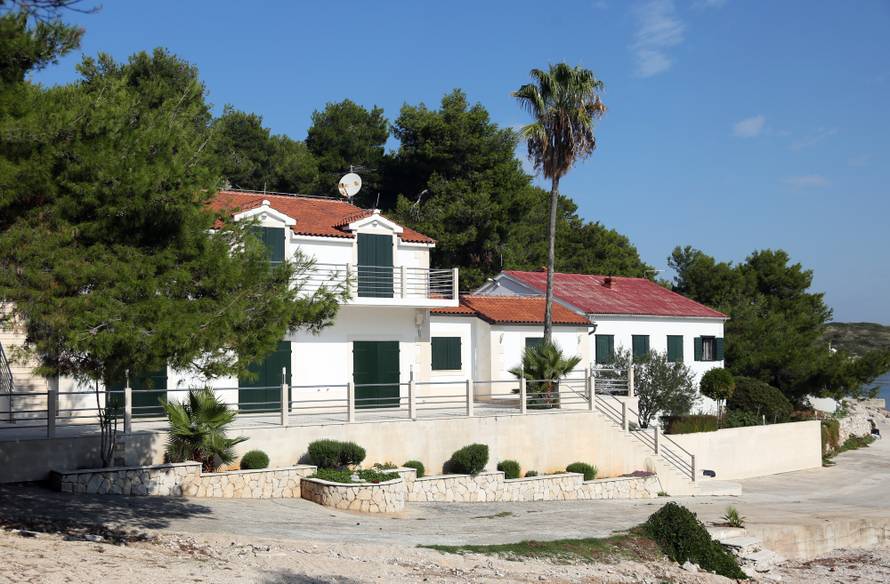 Gazdi bila besplatna, a Mađari  za Smokvicu daju 184 mil. kn