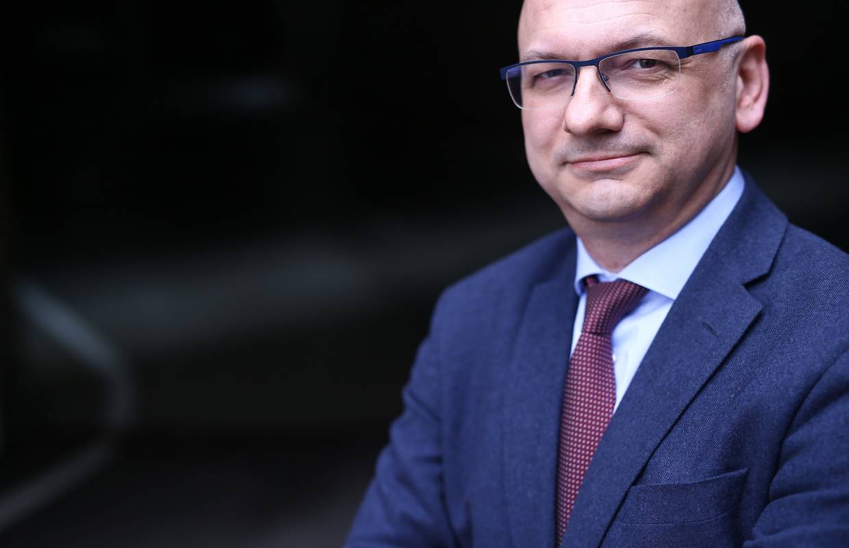 Politološko društvo osudilo je Milanovićeve izjave o Joviću