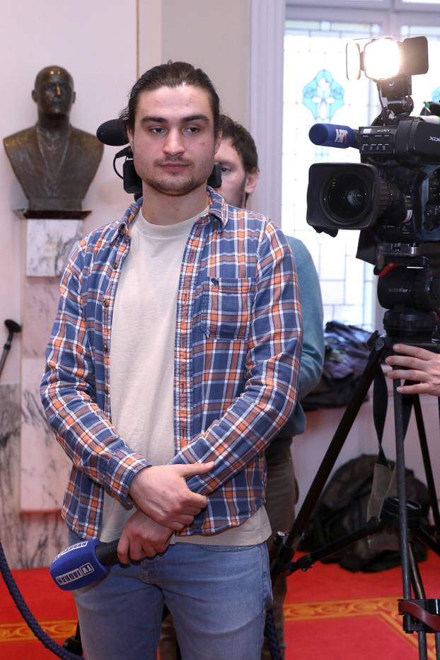 Zagreb: Sin predsjednika Milanovića, Ante Jakov, radi kao dopisnik Televizije Jadran