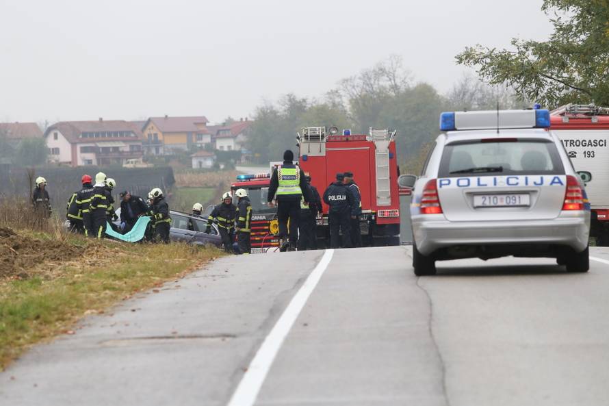 U sudaru poginuo mladi par, a u bolnici preminula i žena (77)