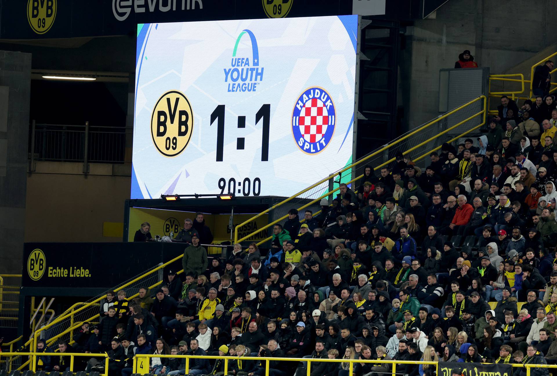 Dortmund: Četvrtfinale Lige prvaka mladih, Borussia Dortmund - HNK Hajduk