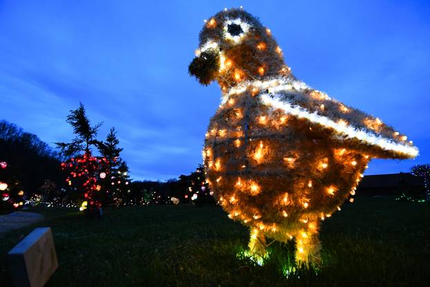 Grabovnica: Imanje obitelji Salaj ponovno u blagdanskom ruhu, ovoga puta sa Uskršnjim motivima