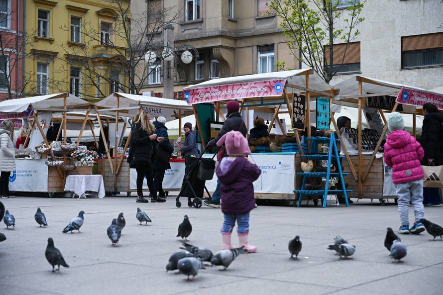 Sajam tradicijskih i umjetničkih obrta u Zagrebu