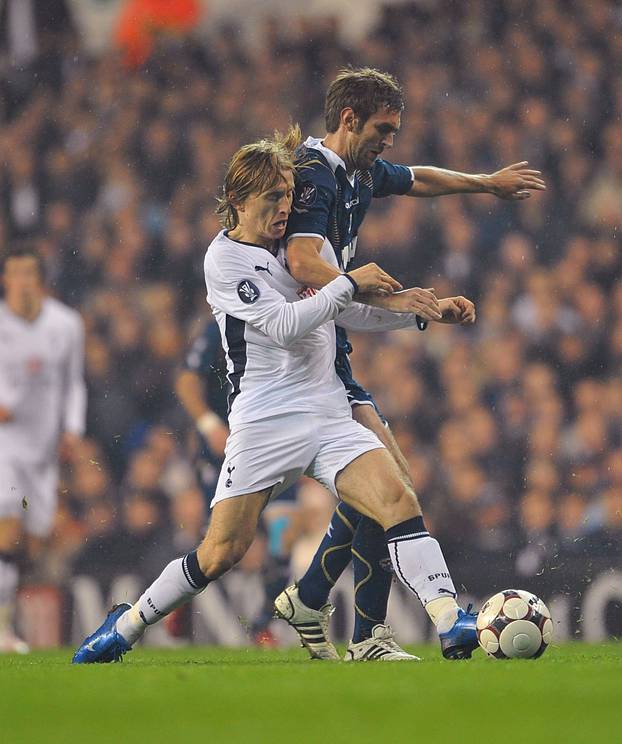 Soccer - UEFA Cup - Group D - Tottenham Hotspur v Dinamo Zagreb - White Hart Lane