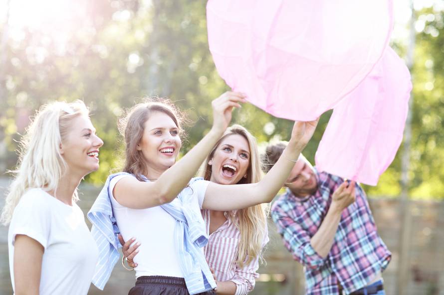 Mjesečni horoskop za rujan: Bikovi će se više zabavljati, Vodenjak flertati, a Vage zrače