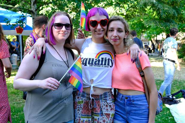 Zagreb: Sudionici 21. Povorke ponosa stigli na Ribnjak