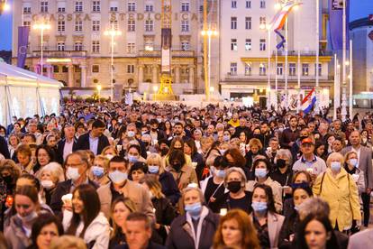 Procesija povodom blagdana zaštitnice Grada Zagreba Majke Božje od Kamenitih vrata