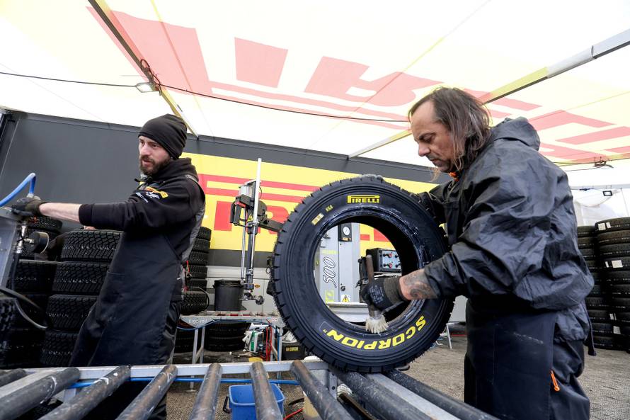 Zagreb: Obilazak servisnog parka na Velesajma uoči WRC Croatia Rallyja 2023.